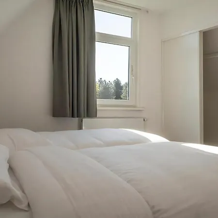 E -09 Bouwlust بيت للعطل