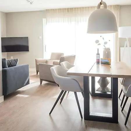 E -09 Bouwlust بيت للعطل *