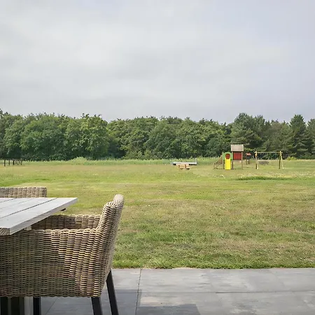 بيت للعطل E -09 Bouwlust *