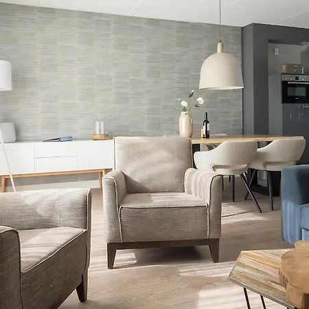 E -09 Bouwlust بيت للعطل