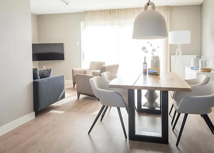 E -09 Bouwlust Feriehus *